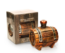 Brandy Sud keramika 5 rokov 0,5L PROSHYAN