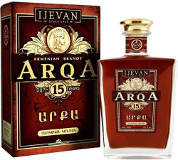 Brandy ARQA 15 rokov 0,5L 40% IJEVAN 