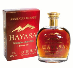 Brandy Hayasa 9 rokov 0,5L 40% PROSHYAN