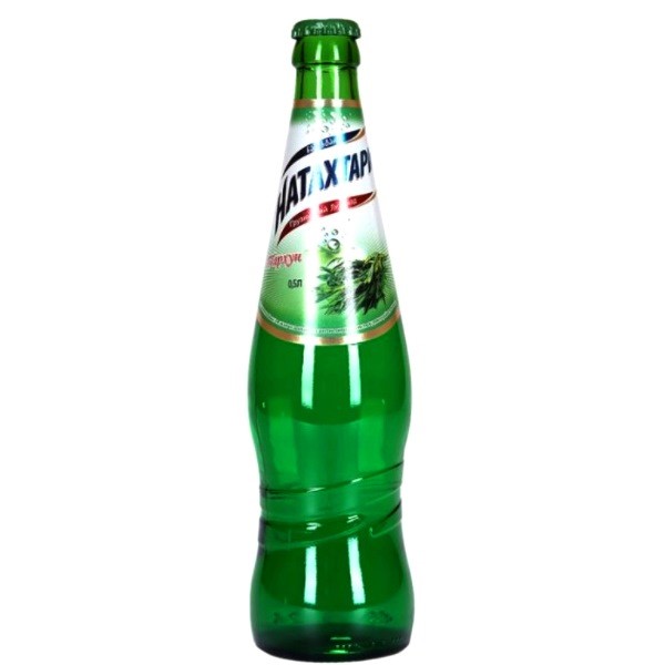 detail Perlivý nápoj estragon Natakhtari 0,5L