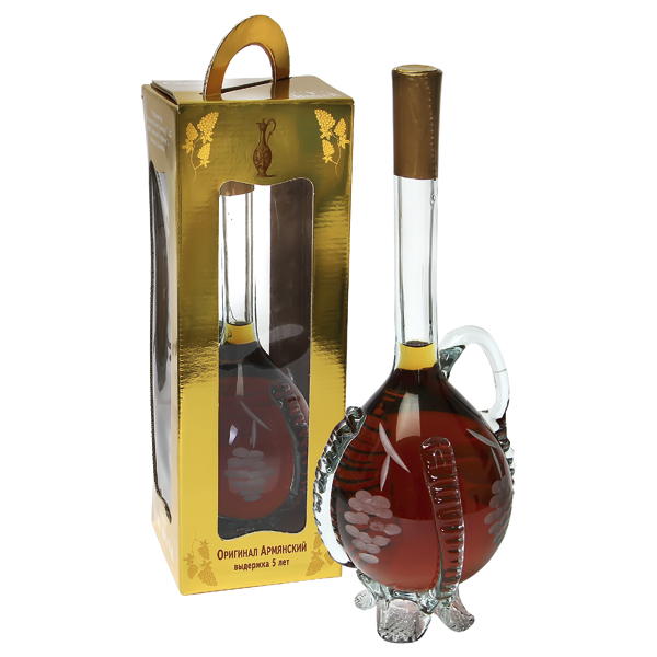 detail Brandy v karafě 5 rokov 0,5L 40% PROSHYAN