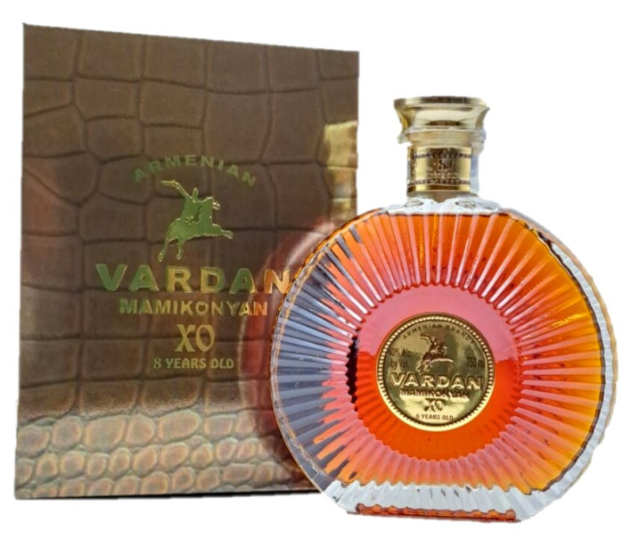 detail Brandy Vardan Mamikonyan 8 rokov 0,75L 40% PROSHYAN 