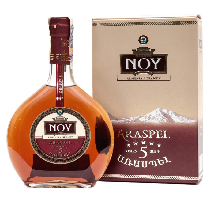 detail Brandy Classic 5 rokov 0,5L 40% NOY 