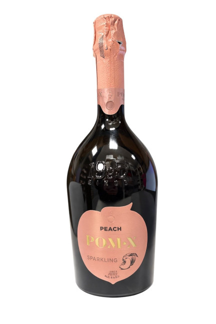 detail Ovocný alkoholický nápoj POM-Ix Broskyňa 0,75 L 8 %