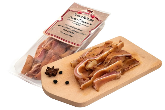 detail Bravčové uši údené s korením 150g Family Farm